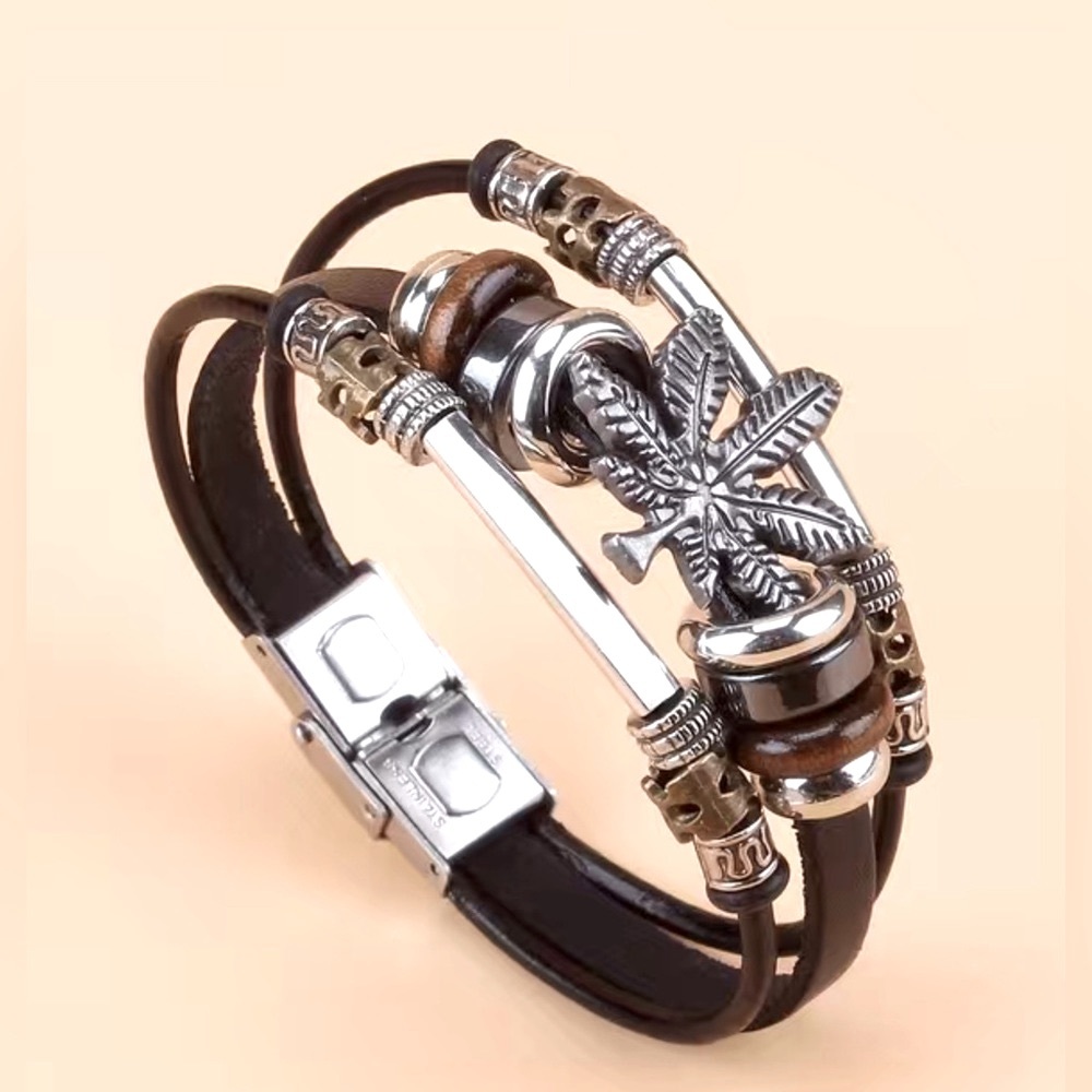 MAPLE LEAF PU LEATHER BRACELET - Picture 2 of 11